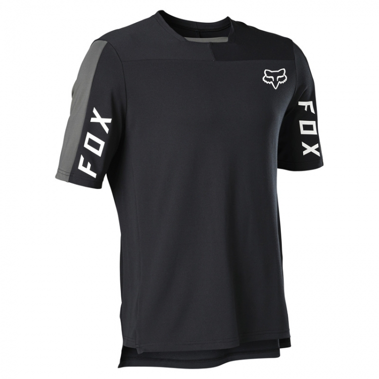 KOSZULKA ROWEROWA FOX DEFEND PRO BLACK KOSZULKA ROWEROWA FOX DEFEND PRO BLACK
