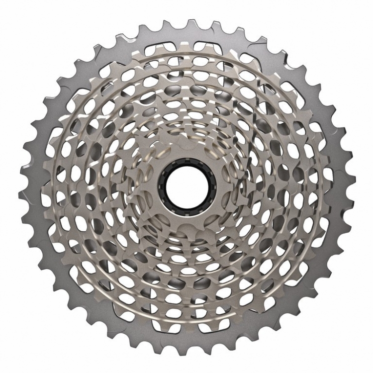 Sram Rival22 GXP, 34/50 z, 170 mm, 11 rz. Sram Rival22 GXP, 34/50 z, 170 mm, 11 rz.